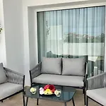 Luxurious With Heated Pool And Ocean Views Villa Puerto de la Cruz (Tenerife)