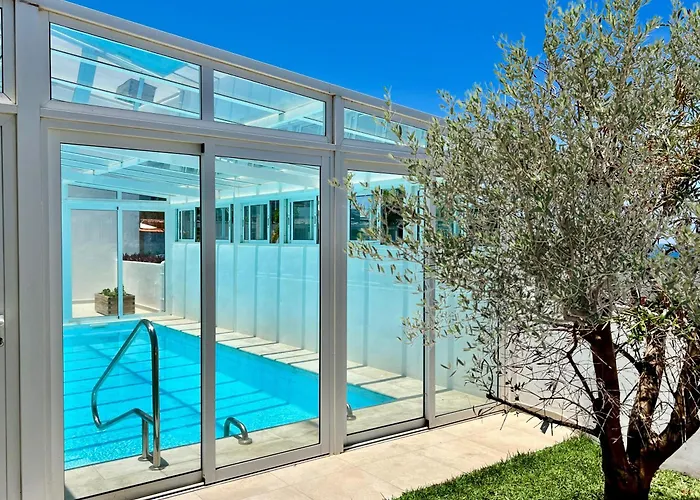 Luxurious With Heated Pool And Ocean Views *